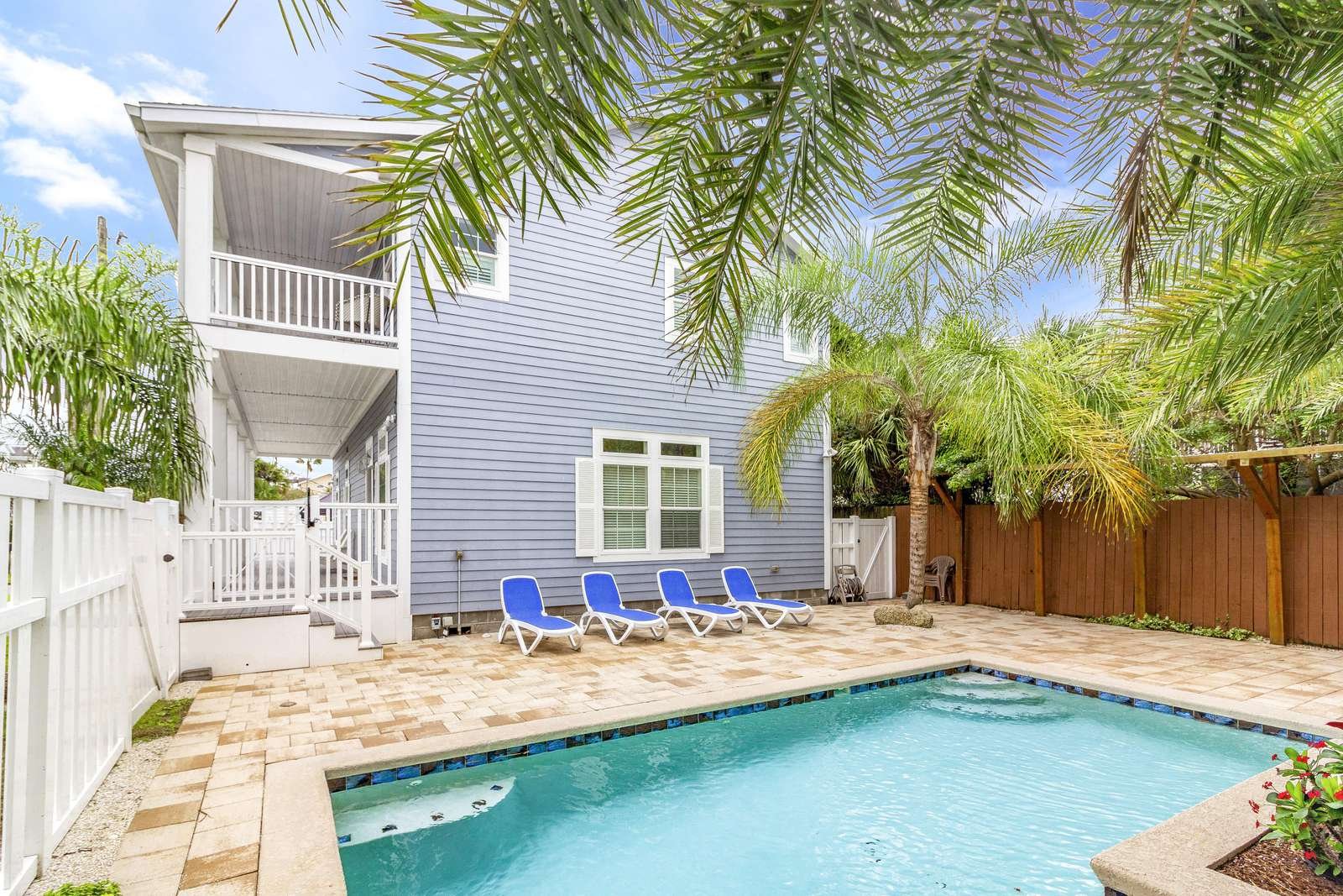 Tropical Enclosed Pool