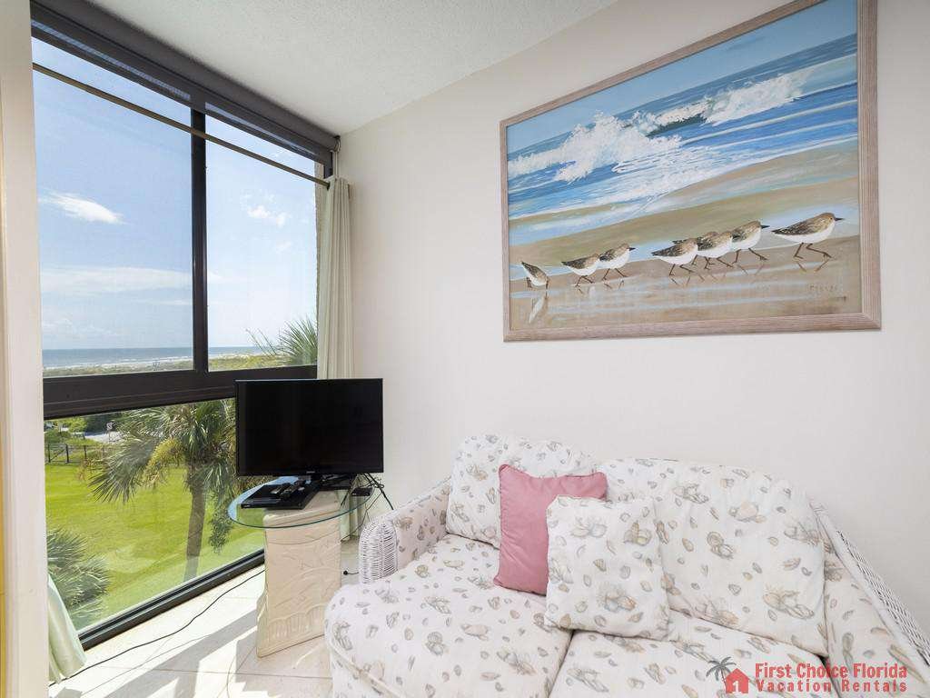 Anastasia Condo - Sitting Area