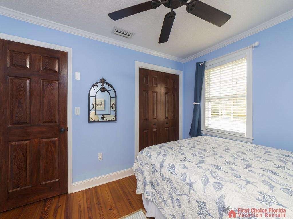 Island Surf Cottage Guest Bedroom
